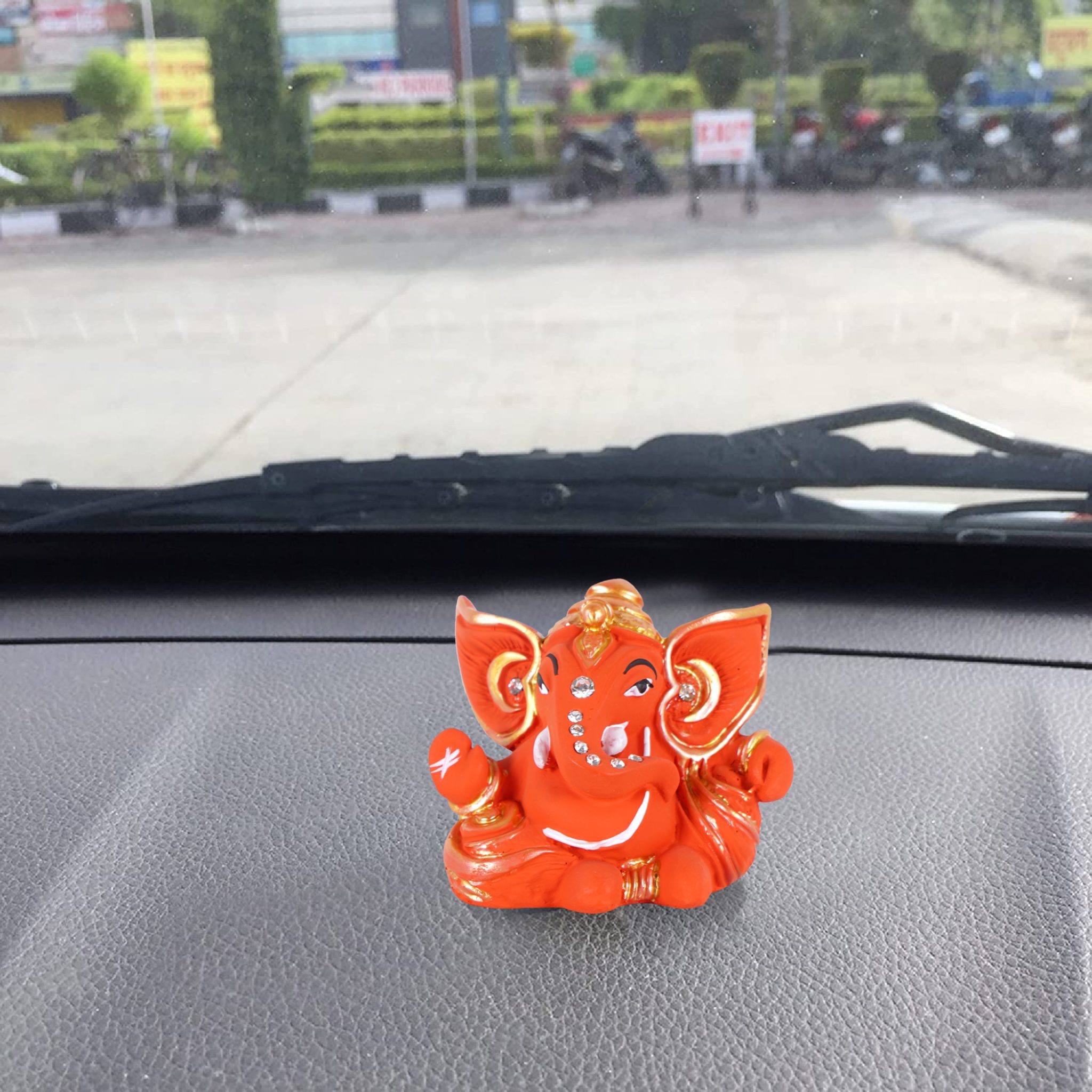 Ganesha Idol for Car : Buy Ganpati idol for Car @ 50% Off Craftam