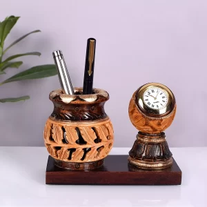 Wooden Pen Stand